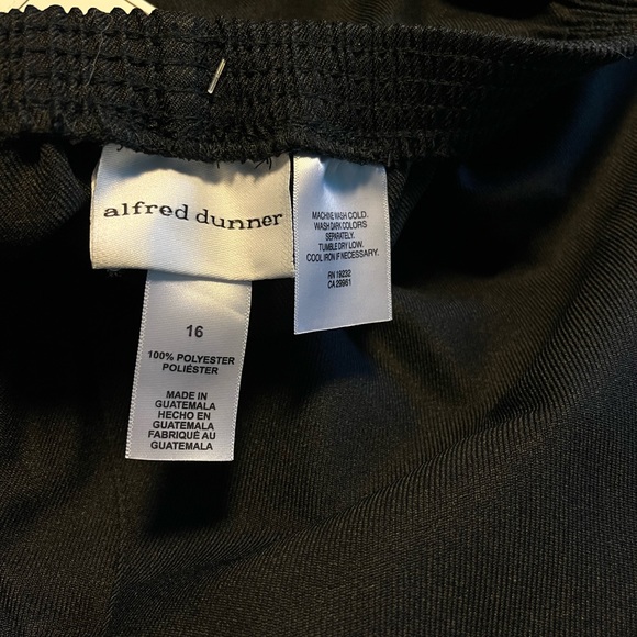 Alfred Dunner Pull on Pants/slacks - Picture 4 of 4
